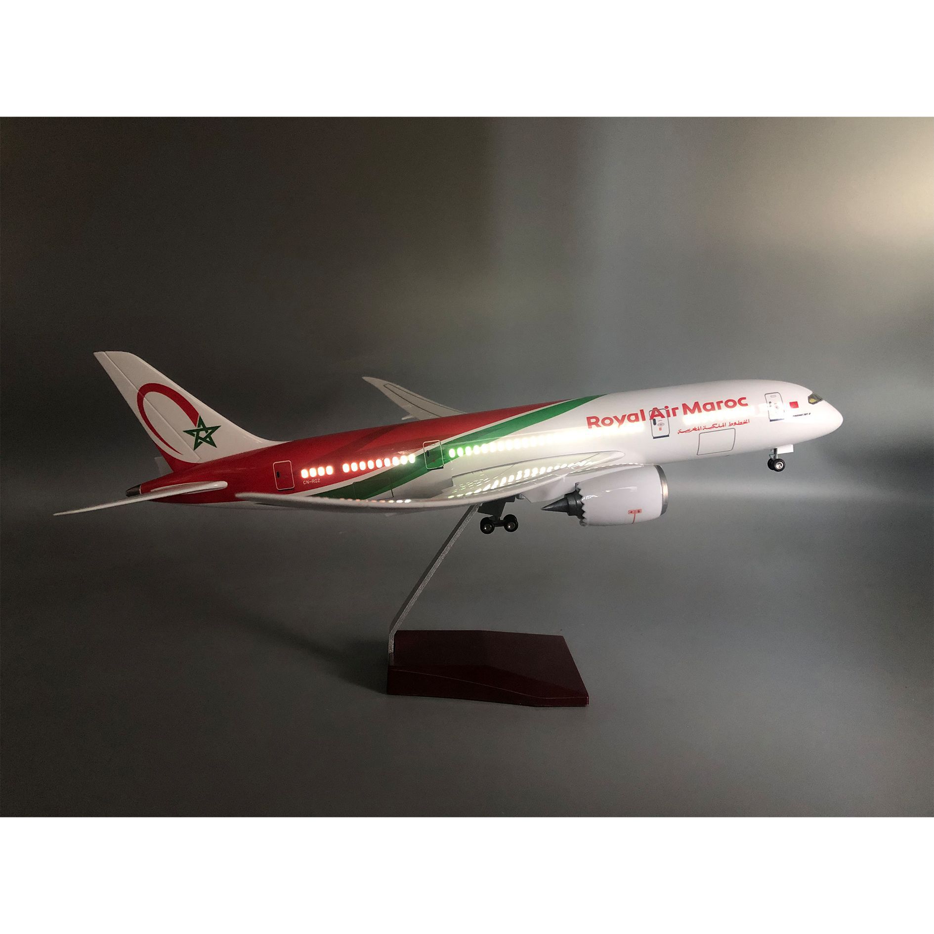 Model samolotu Royal Air Maroc – Home Office Architecture recenzja i cena